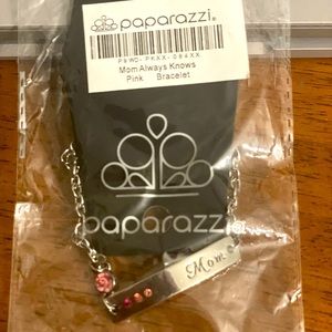 Mom always knows ~ bracelet